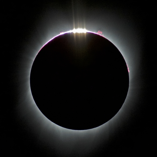 Baily beads and solar prominences during total solar eclipse, August 21, 2017, near Salem, OR.