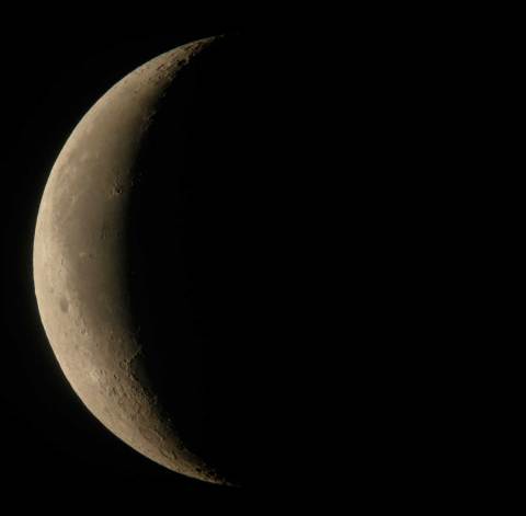 moon-20110923-0517edt