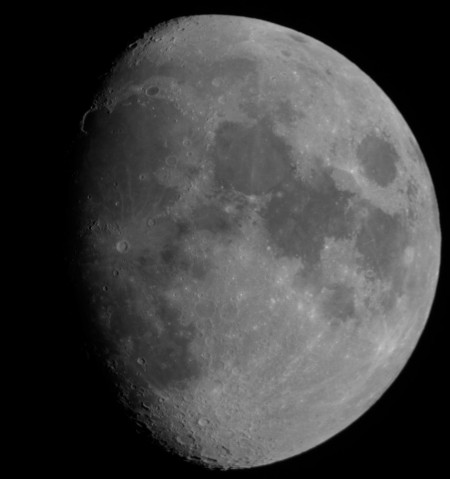 waxing_gibbous_20100523